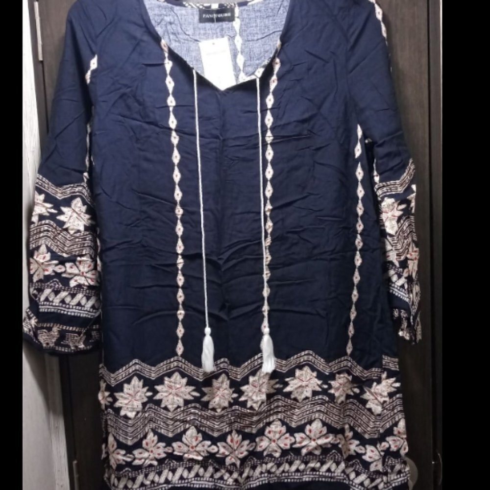 Fancyqube free flowing Women's Top - Sz. L